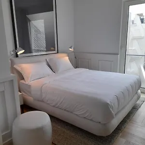 lisbon-duplex-wifi-ac.hotels-lisbon-portugal.com/