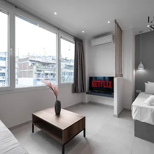 https://wall-street-apartments-the-luxury-suites.hotels-of-thessaloniki.com