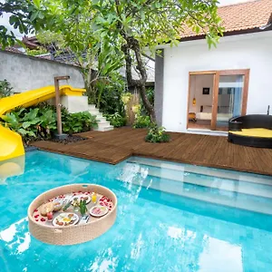 la-mira-villa.ubudhotelsnow.com/