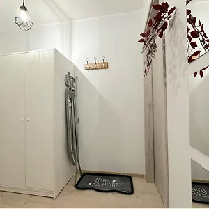 https://piggy-room.sopothotels.com
