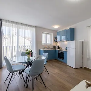 sara-apartment-split-21000.splithotels.org/