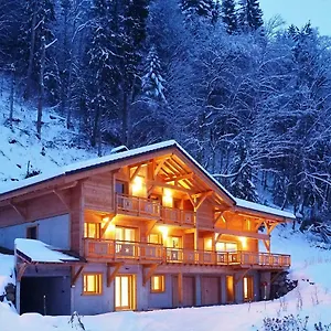chalet-arpitan-les-carroz-grand-massif.hotels-rhonealpes.com/